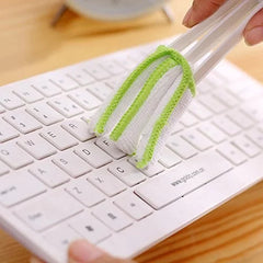Auto Hub Small Microfiber Car Cleaning Brush For Car A/C Vents , Keyboard , Window Blind